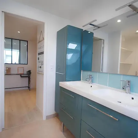 The Merville Duplex - Center * Lorient